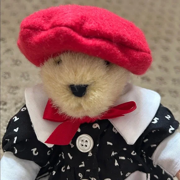 Muffy VanderBear Back To School Collection 1990 - Picture 2 of 9